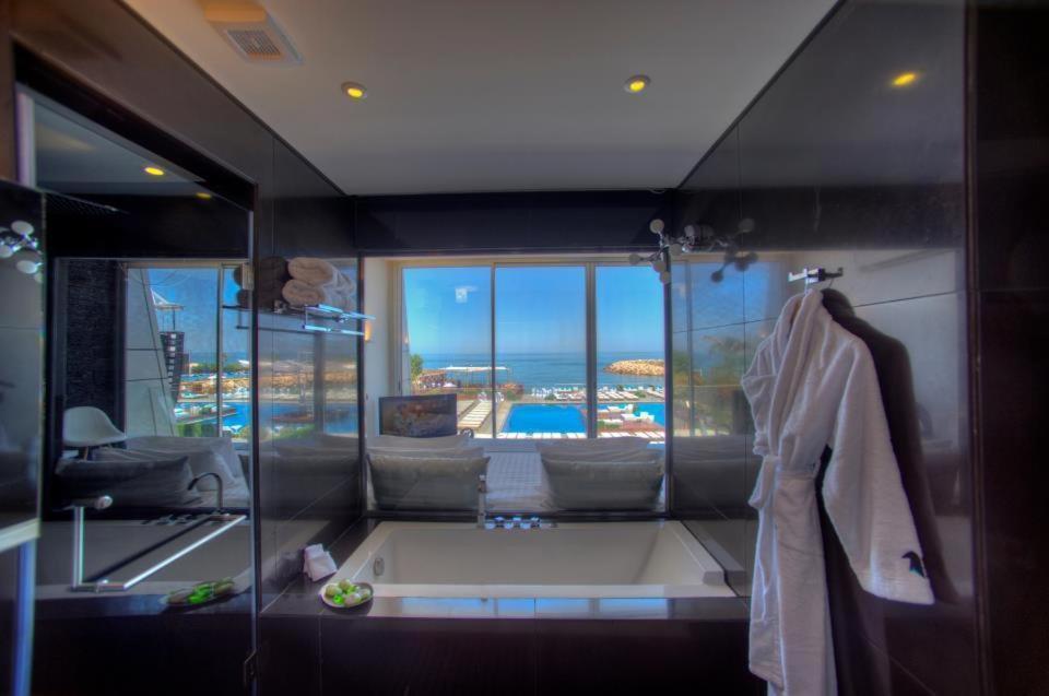 Veer Luxury Boutique Hotel & Beach Club Jounieh Bilik gambar